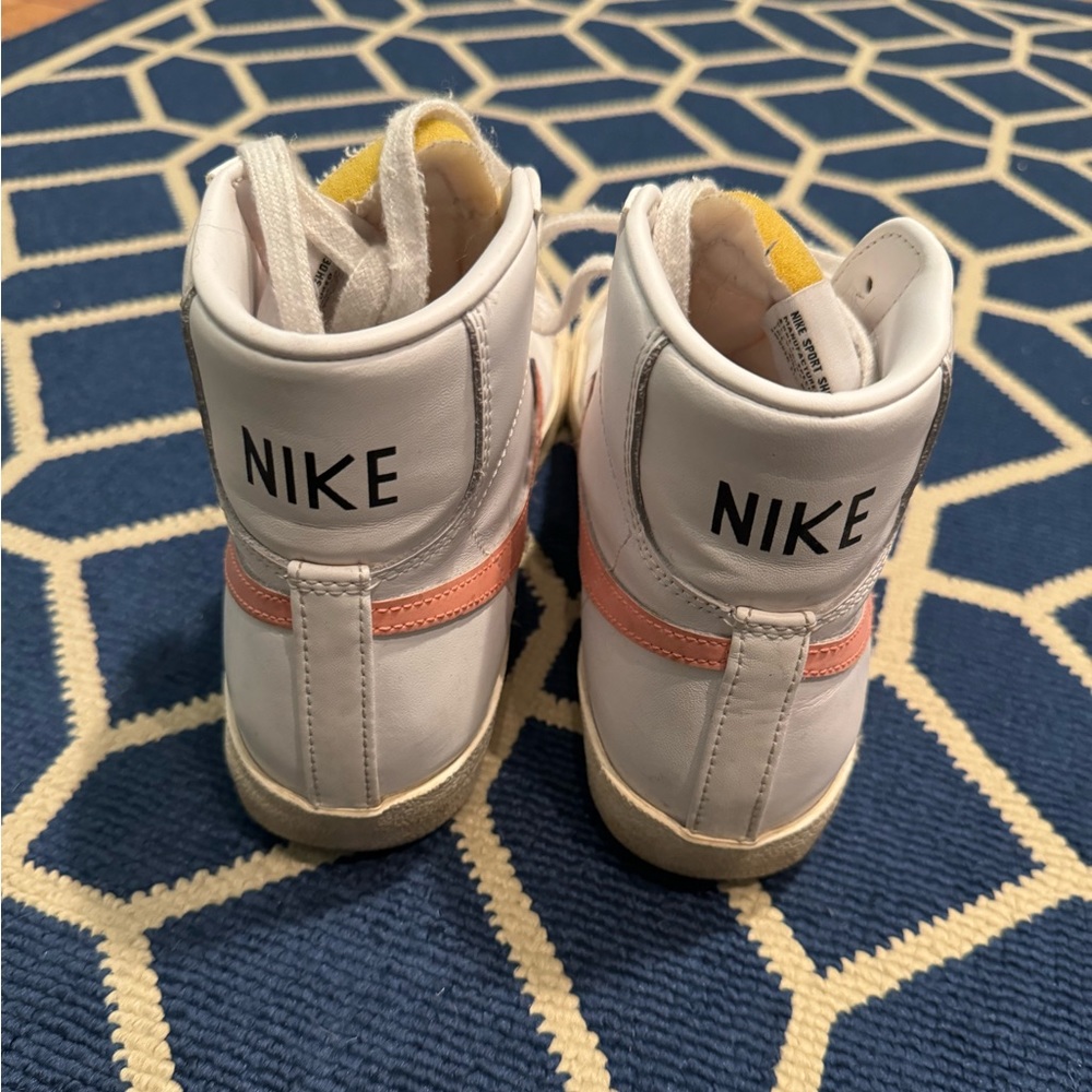 NIKE HIGH-TOP BLAZERS SIZE 8 - Picture 5 of 6